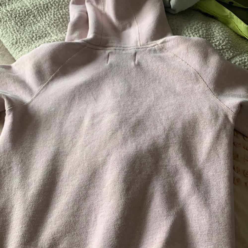 light pink TNA hoodie! - Picture 4 of 4